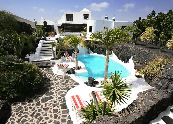 Casa Teiga Villa *